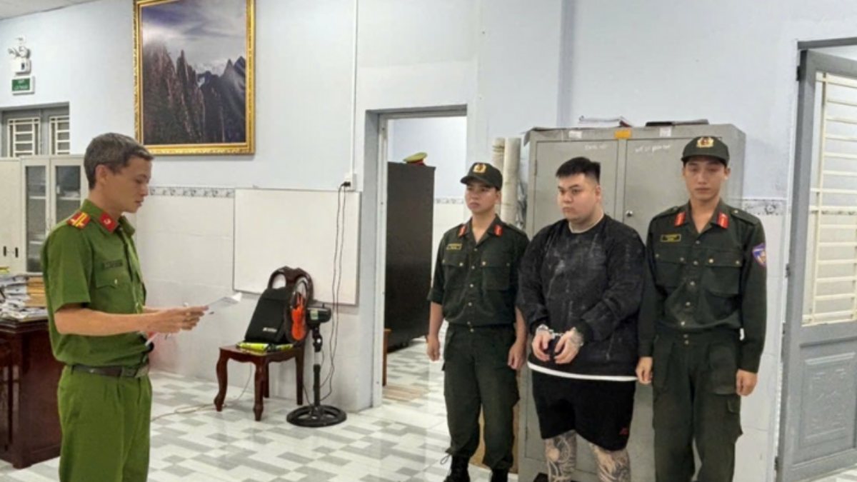 Khởi tố, bắt giam người nổ súng bắn người giữa đường ở Đồng Nai