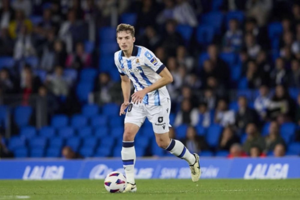 Nhận định bóng đá Real Sociedad vs Valencia, 00h00 ngày 18/5: Chủ nhà thận trọng